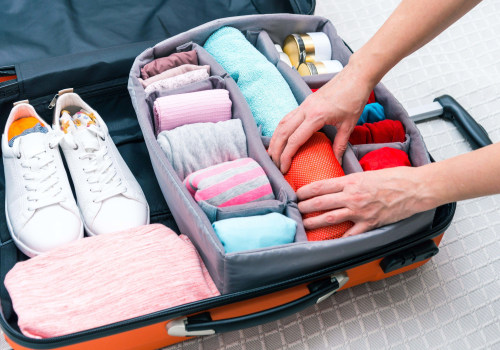 Choosing the Best Method for Packing Clothes When Moving